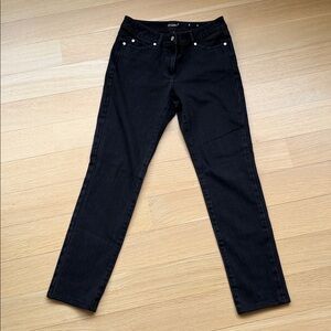 J. McLaughlin Black Straight Leg Mid Rise Cotton/Spandex Denim Jeans Size 6